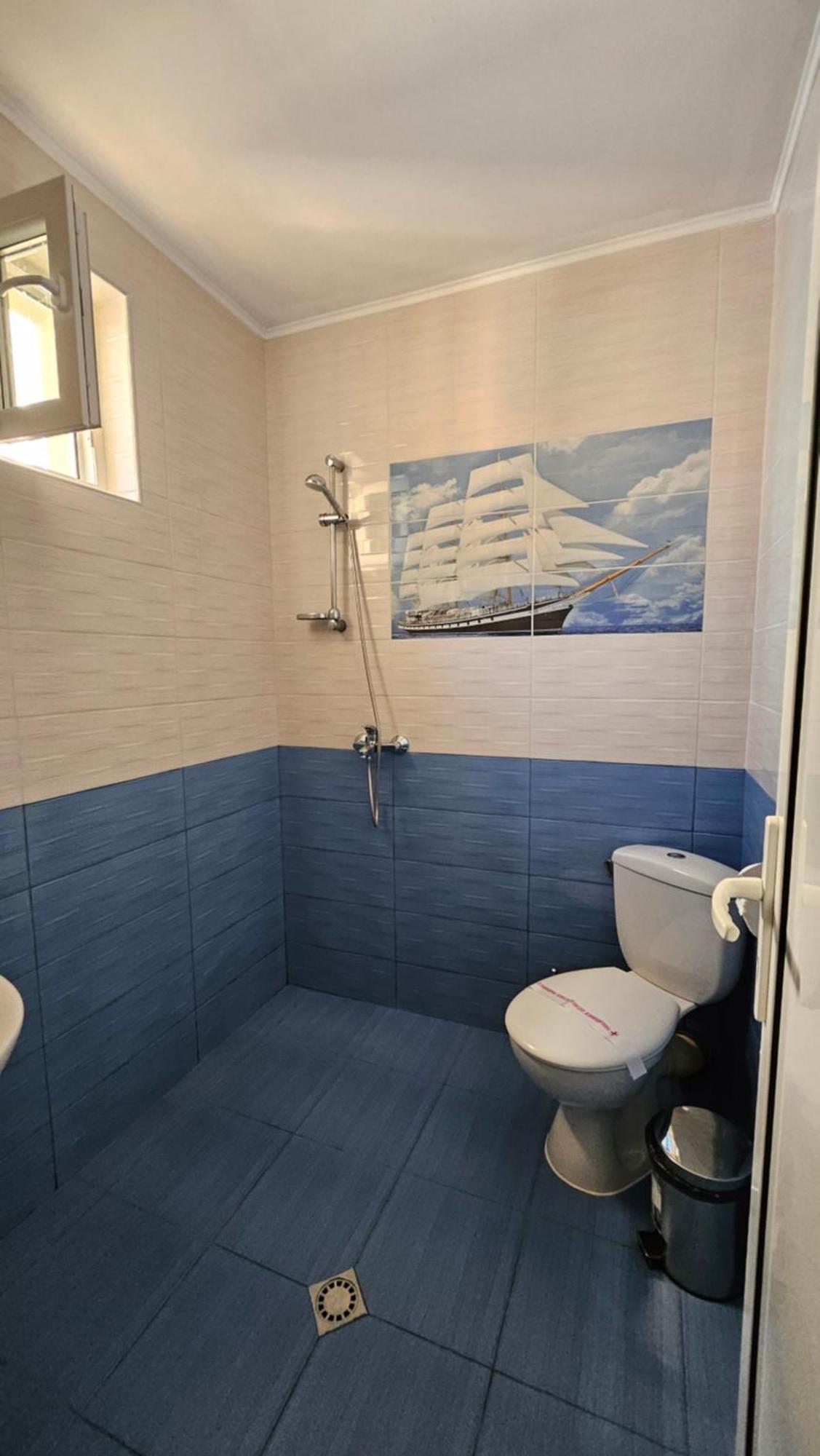 Guest Rooms Kostovi เนเซบาร์ ภายนอก รูปภาพ