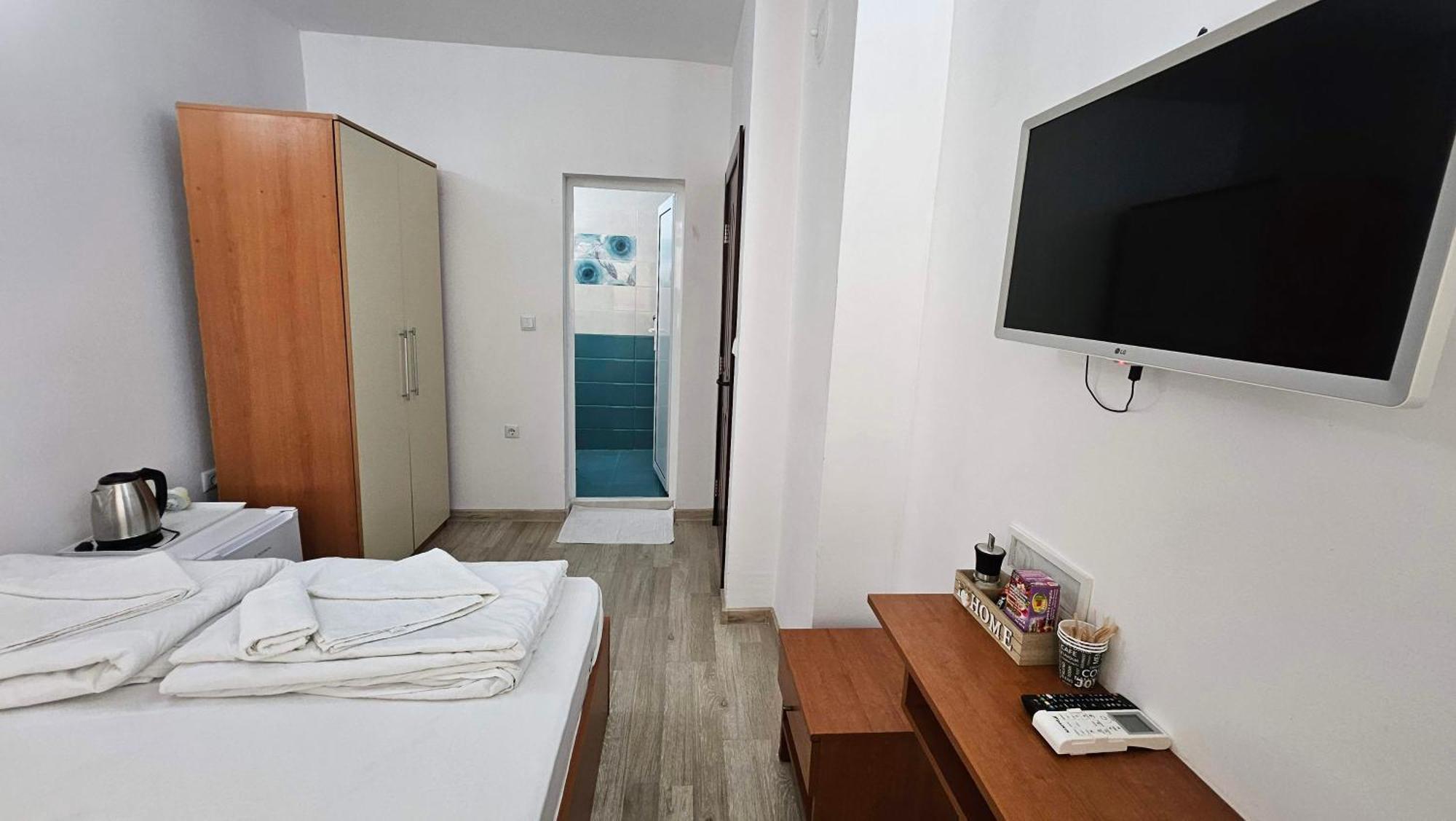 Guest Rooms Kostovi เนเซบาร์ ภายนอก รูปภาพ